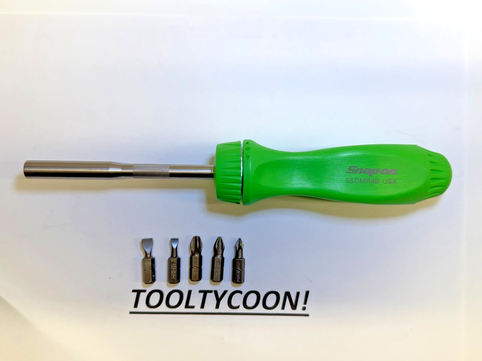 Snap-on Tools NEW USA GREEN Hard Handle Ratcheting Screwdriver w/Bits SSDMR4BG