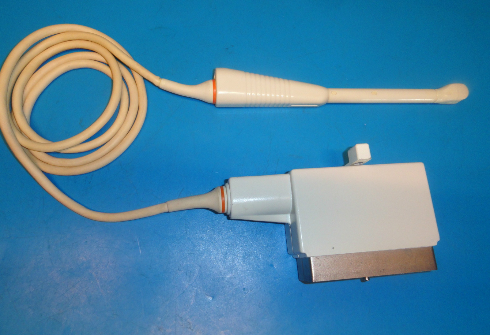 GE 618E Endocavity / Intracavity Ultrasound Probe – For Logiq 700 Series ~ 5266