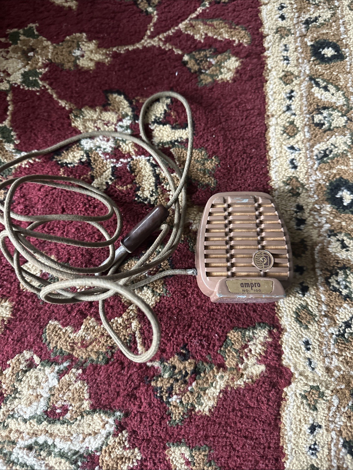 MICROPHONE,AMPRO no 100