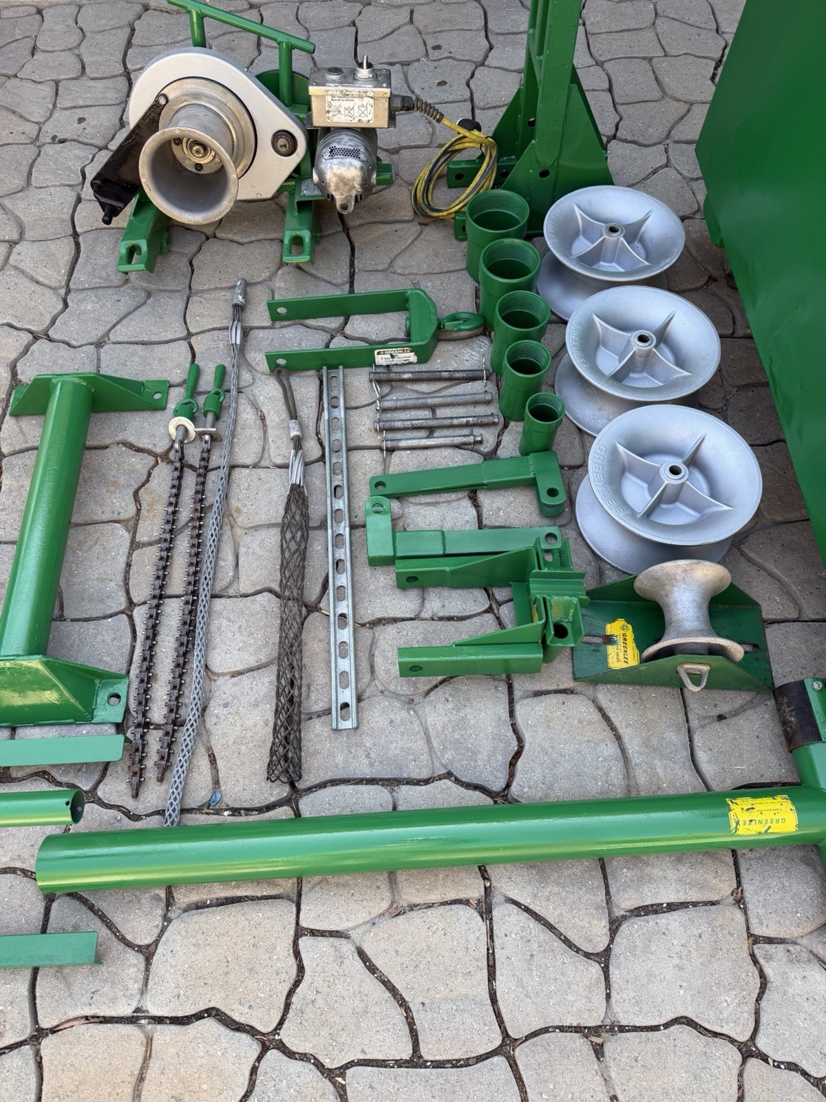Greenlee 640 Wire Cable Puller 4000lbs