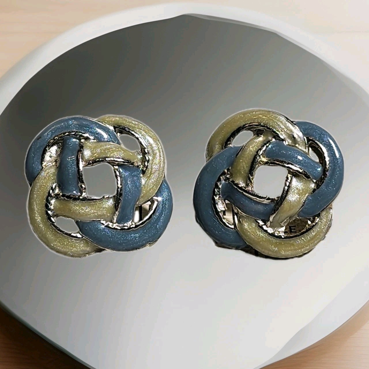 Vintage Enameled Quatro Knot Clip On Earrings Light Blue & White Marked USA