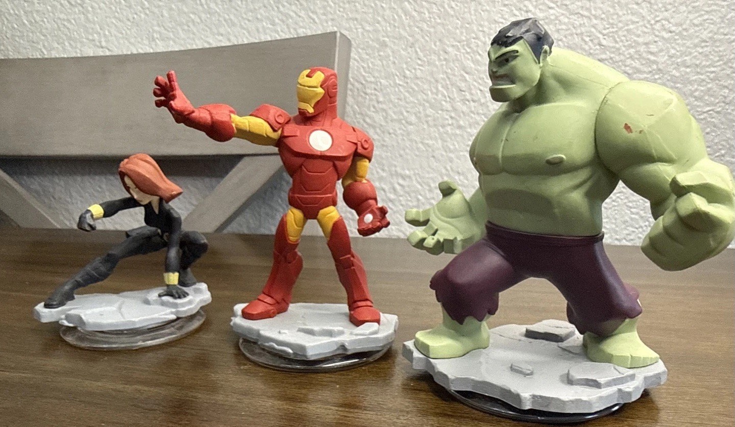 DISNEY INFINITY 2.0 Marvel Iron Man Hulk Black Widow Figures Avenger Untested