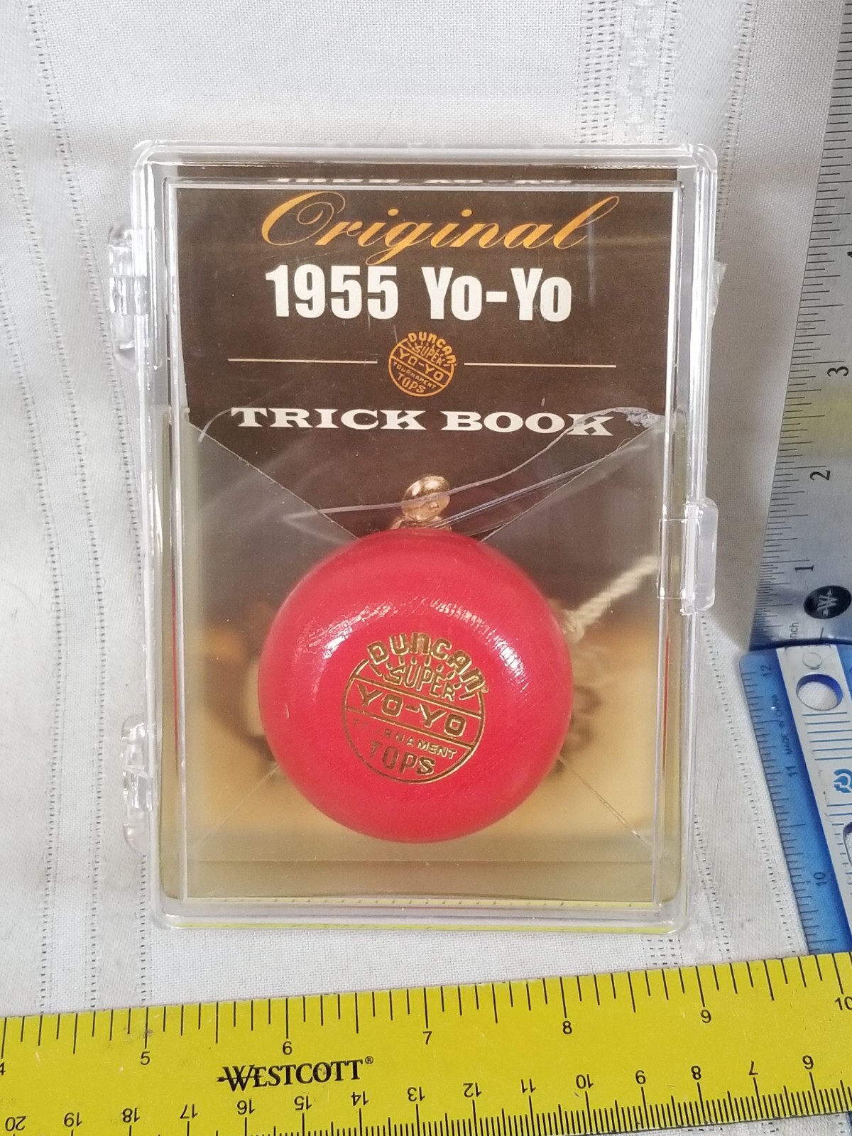 DUNCAN TOY'S Authentic Wooden SUPER TOURNAMENT YO-YO Replica Red