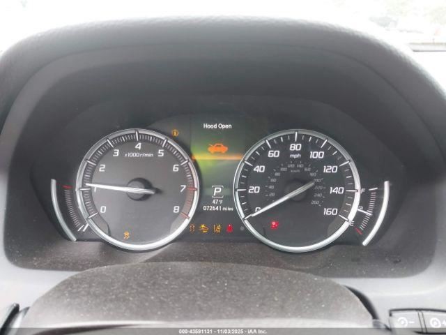 TLX 2016 Glove Box 4923639