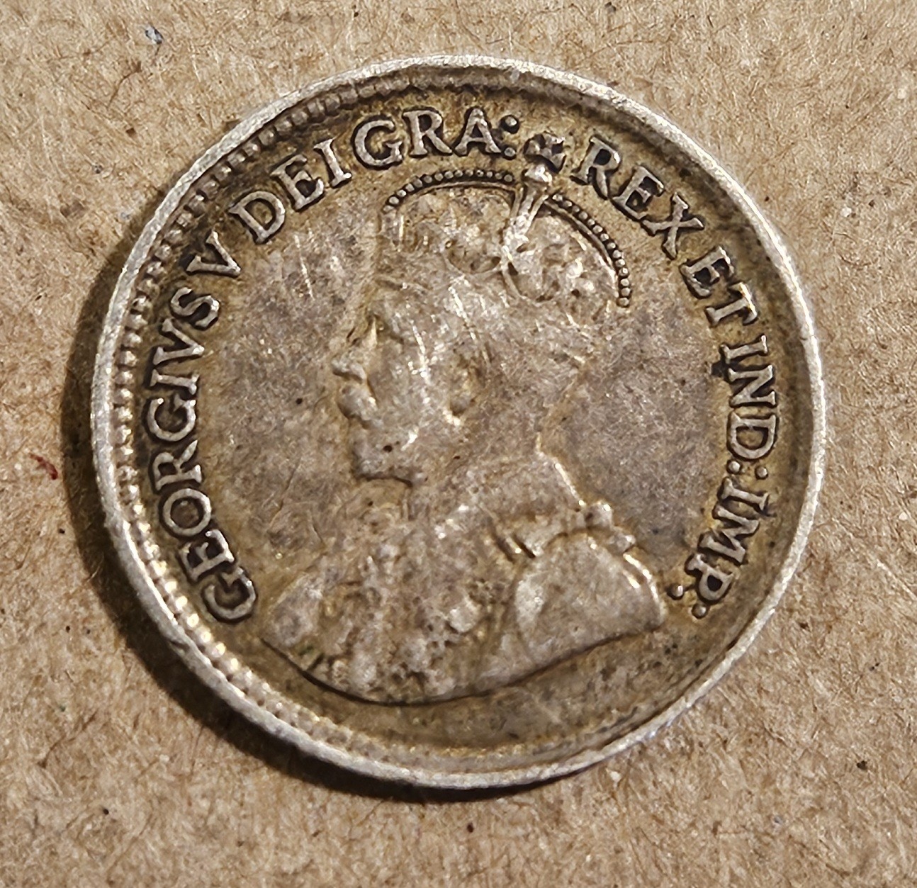 1919 Canadian 5-cent silver coin "small five cent"