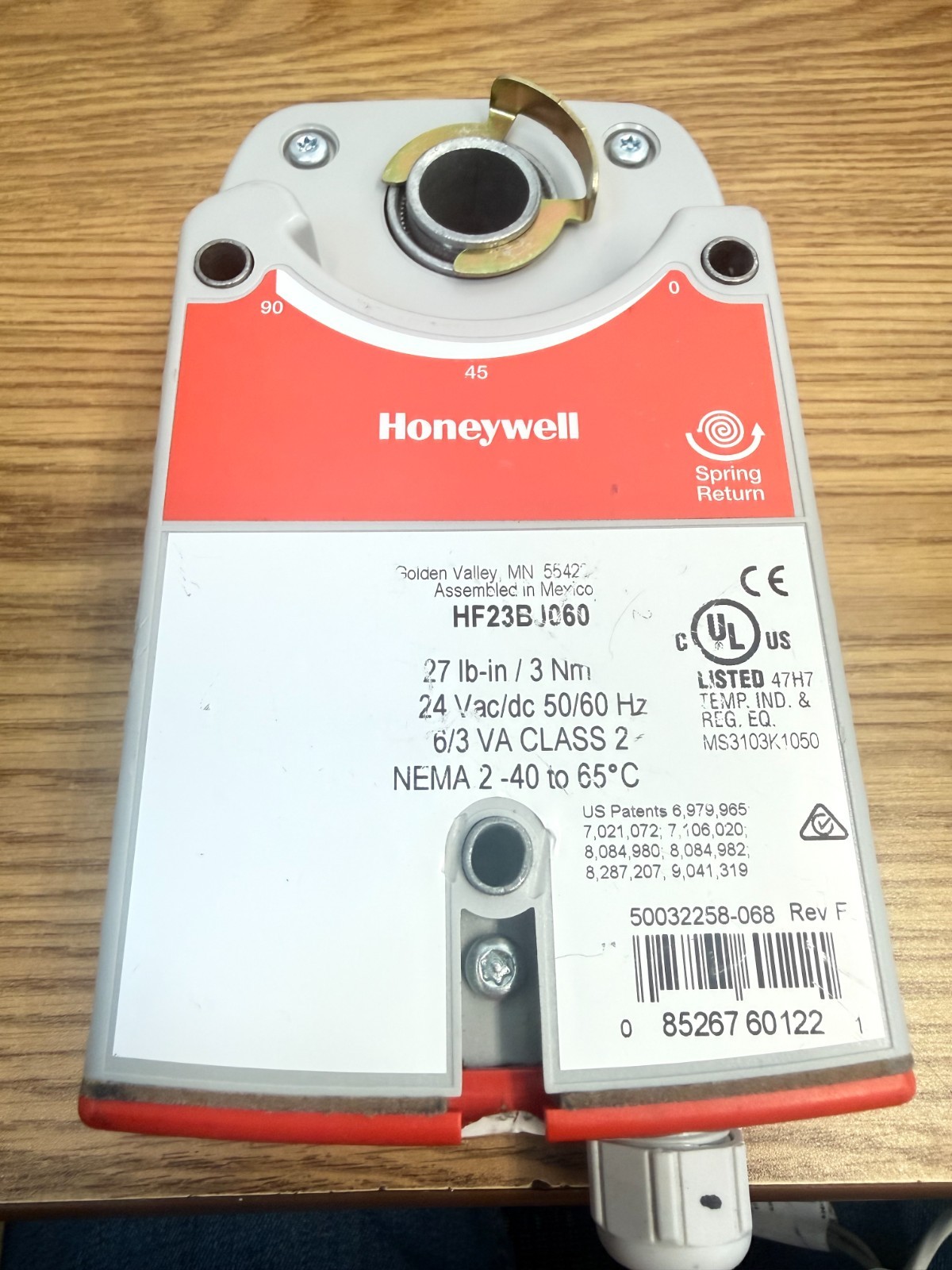Honeywell HF23BJ060 Direct Coupled Actuator 27 lb -in Spring Return