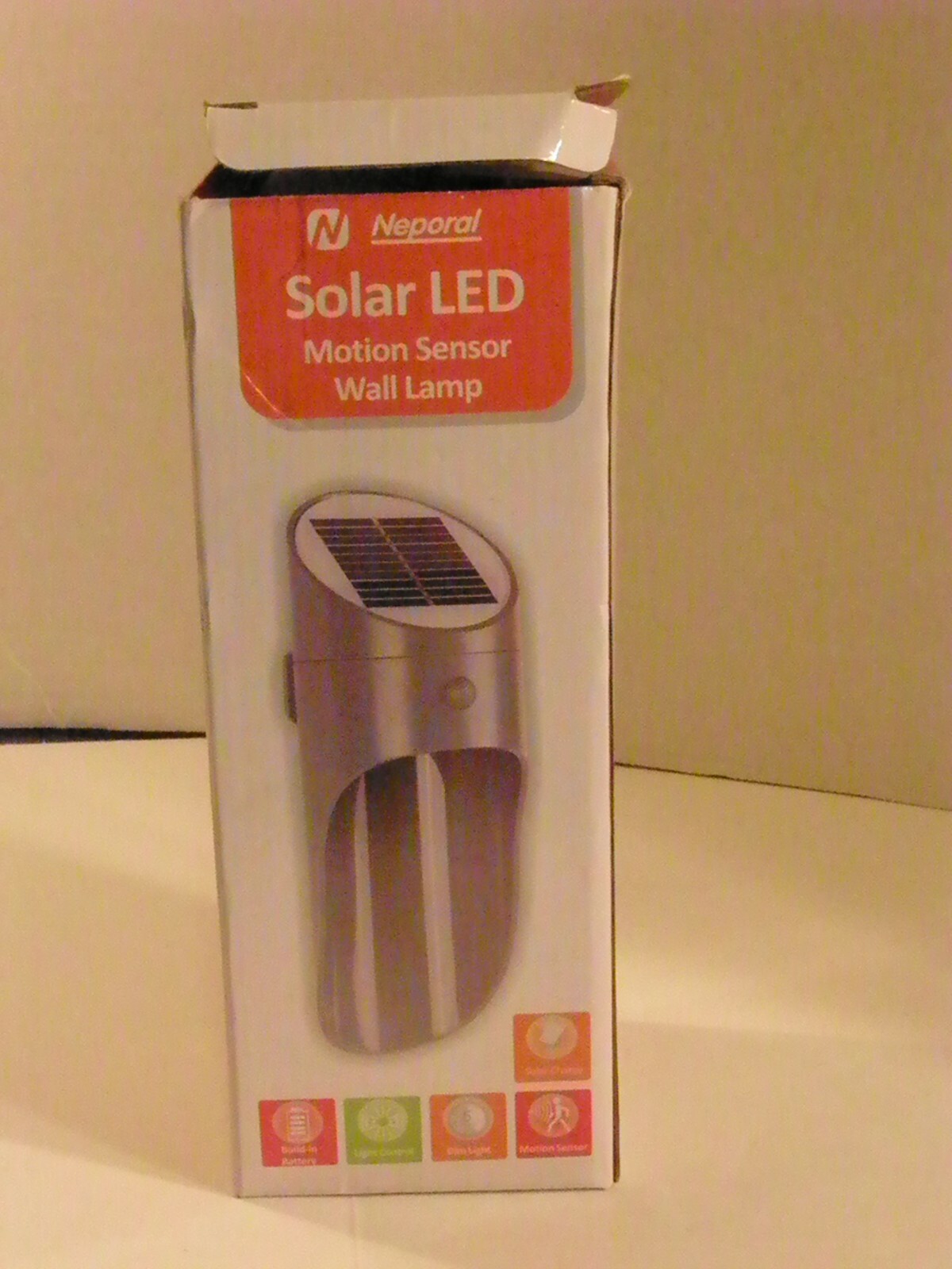 NEPORAL  solar LED motion sensor wall lamp  NEW never used