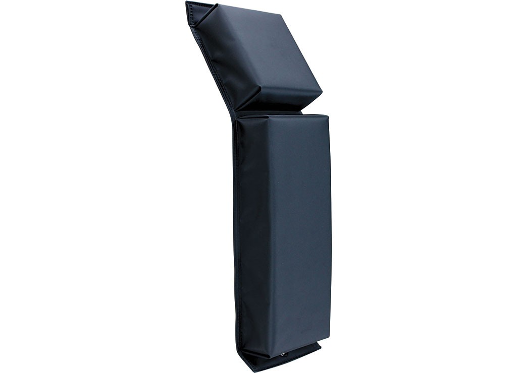 Extreme Max 3006.7213 Contour Fender Black 24"