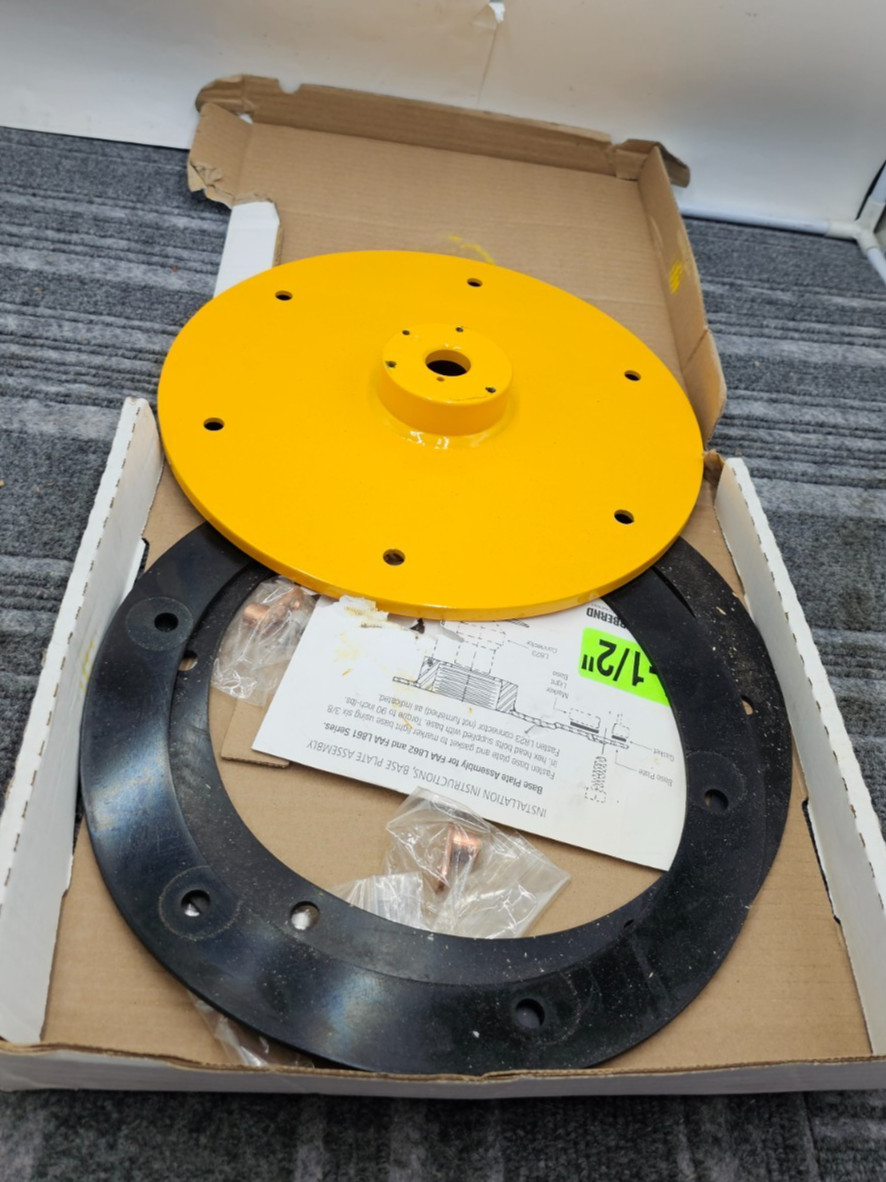 MILLERBERND 1-1/2" Base Plate Assembly for FAA L862 and FAA L861 Series