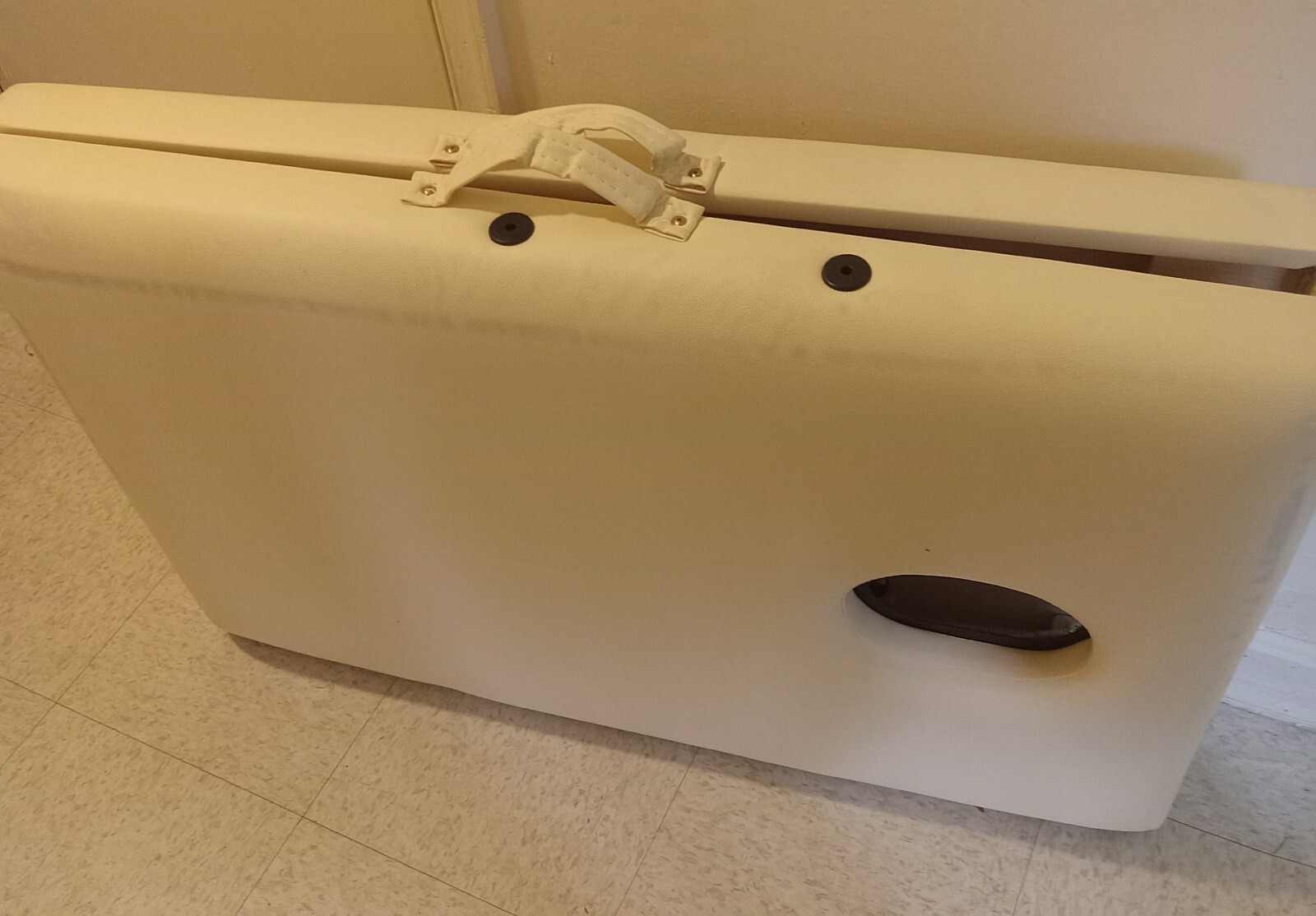 portable folding massage table