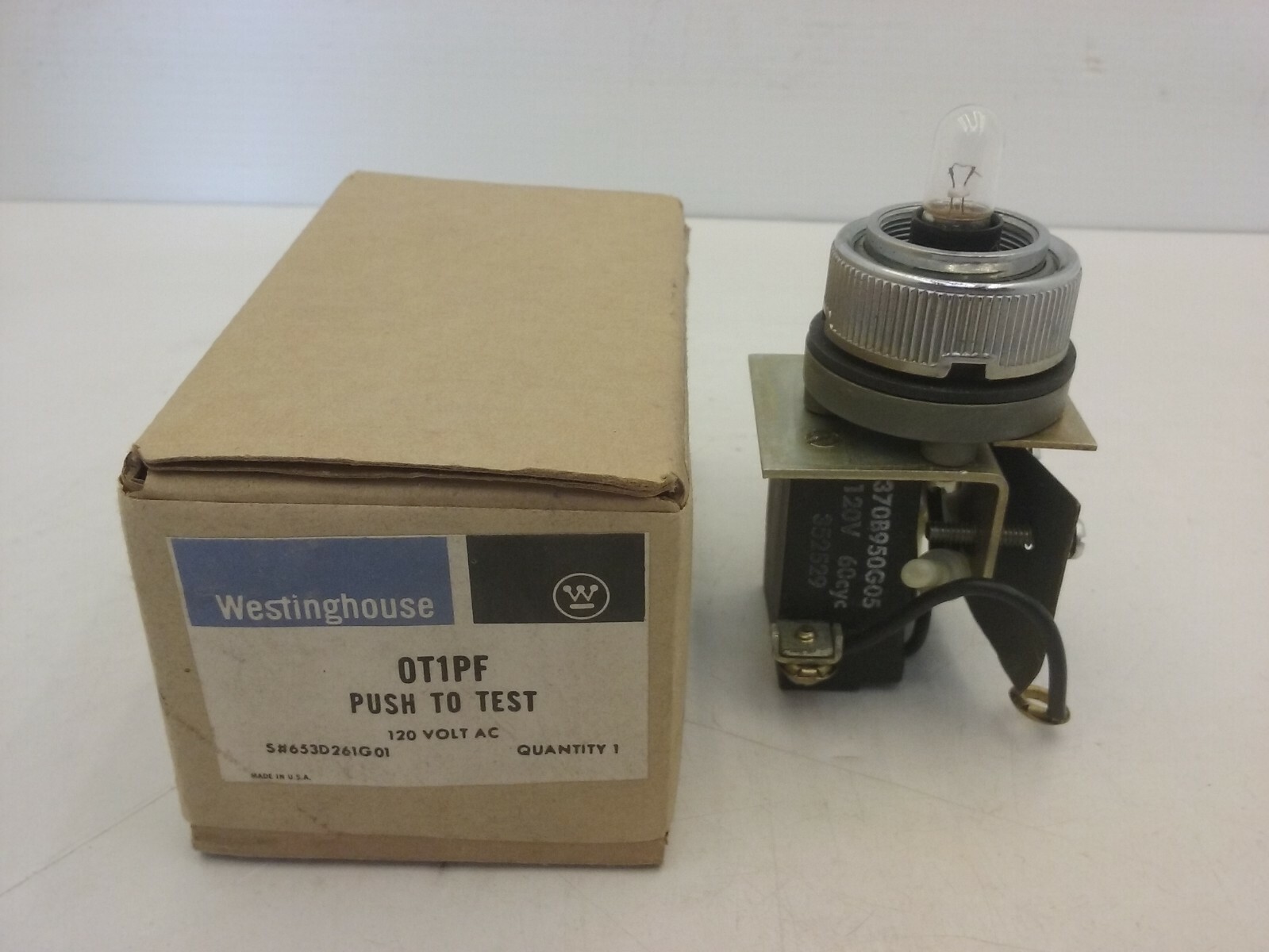 WESTINGHOUSE 0T1PF PILOT LIGHT PUSH TO TEST LIGHT 120VAC W/BULB 370B950G05 NIB