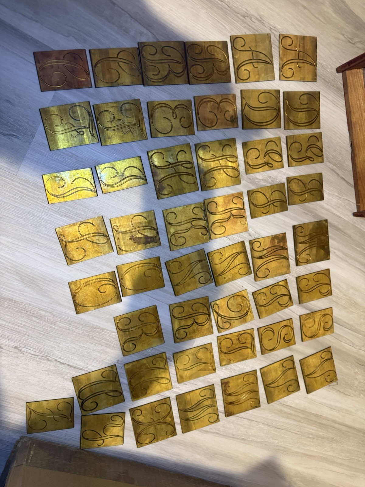 New Hermes Set Brass Engraving 48pc
