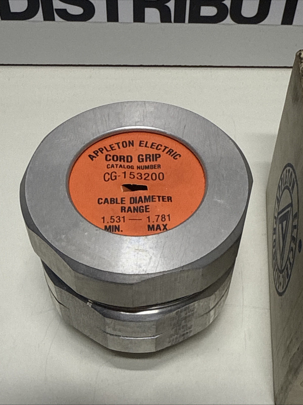 NEW IN BOX APPLETON 2" ALUMINUM CORD CONECTOR CG153200