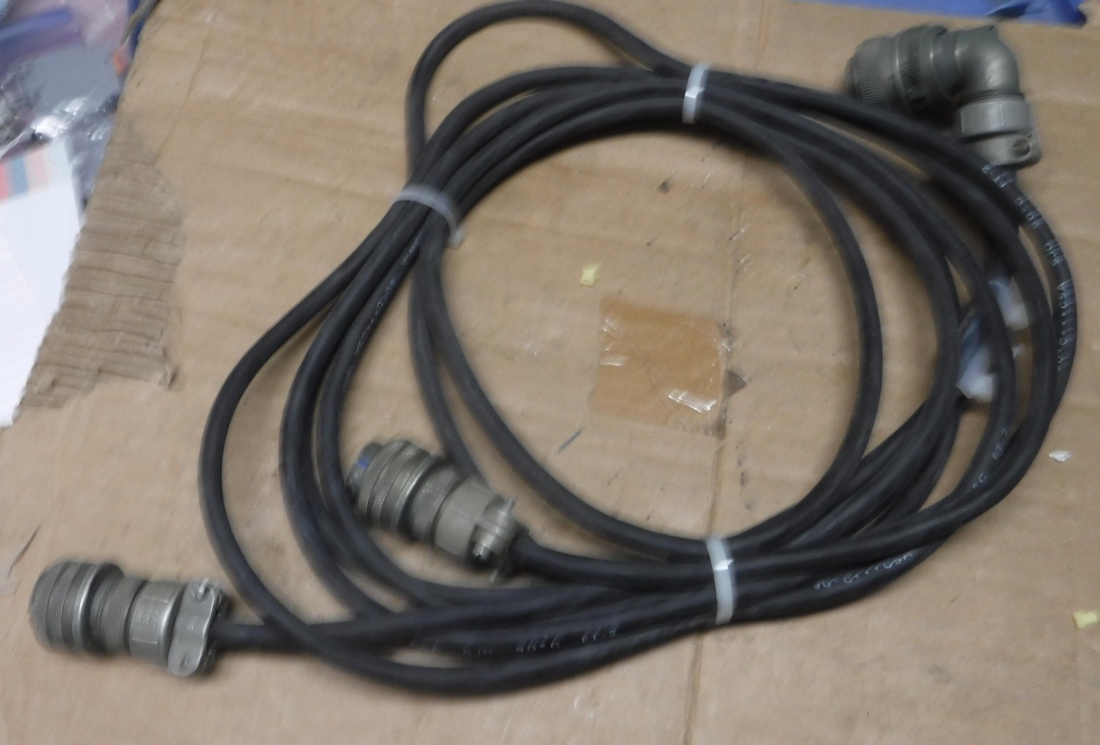 MILITARY INTERCONN CABLE  TRIPLE  END TC-3035  free shipping