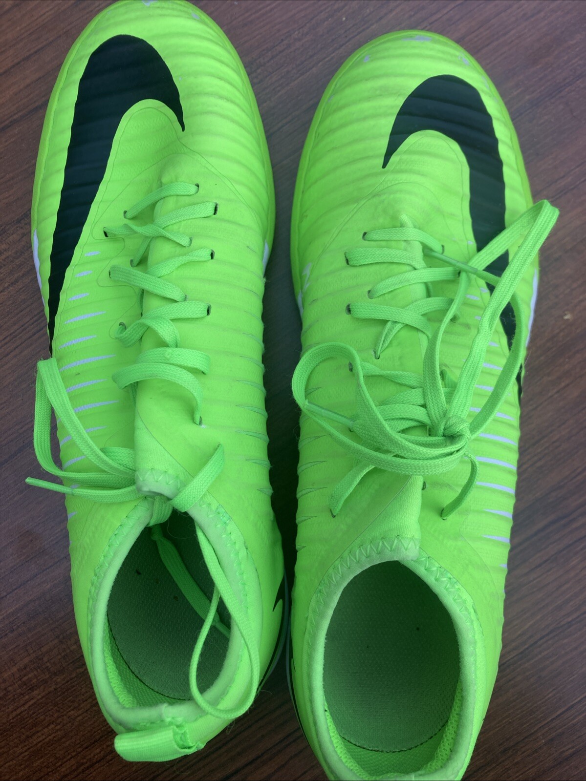 Nike  mercurial green soccer Us 7 831974-301 Preowned