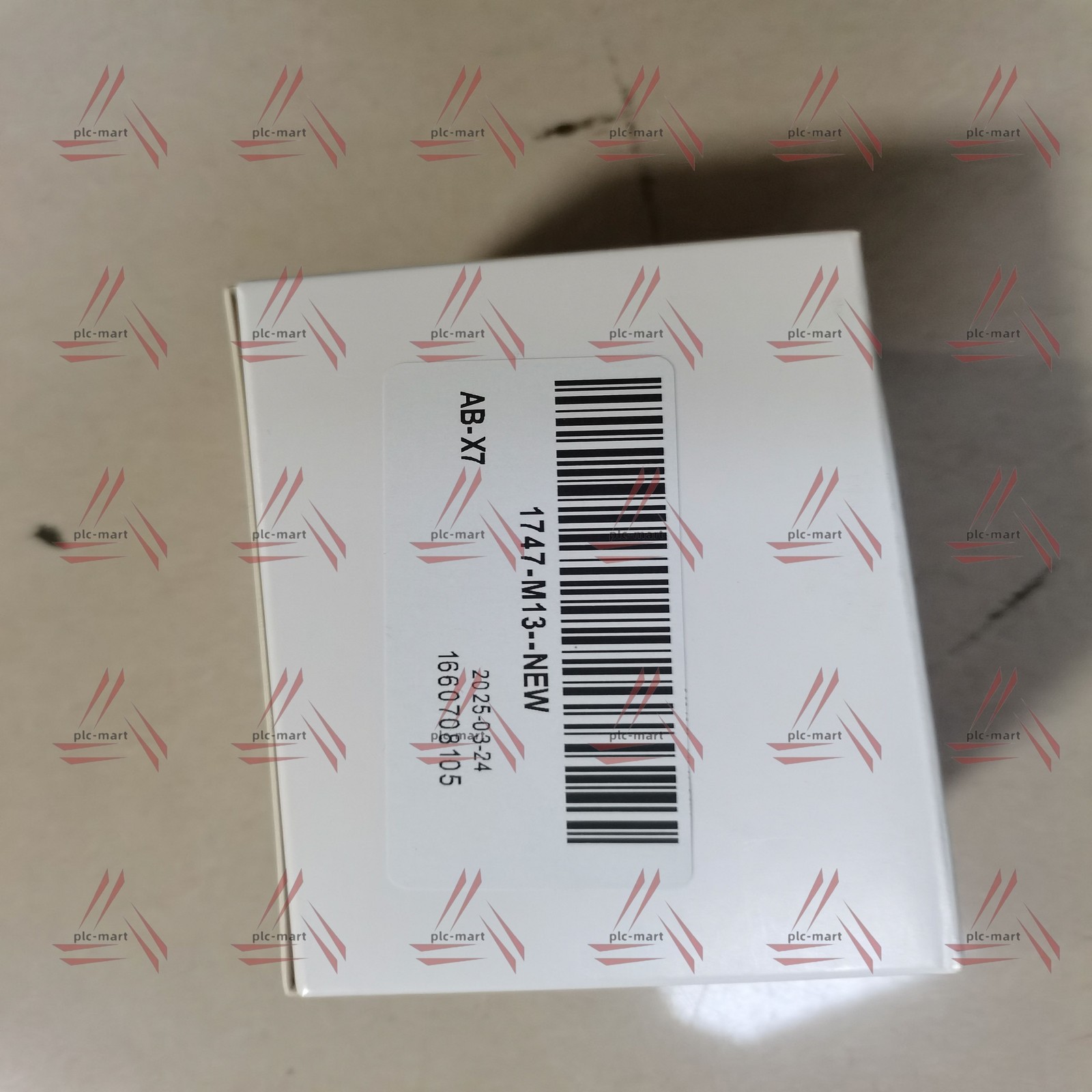 1PC  NEW Allen-Bradley 1747-M13 1 Year warranty