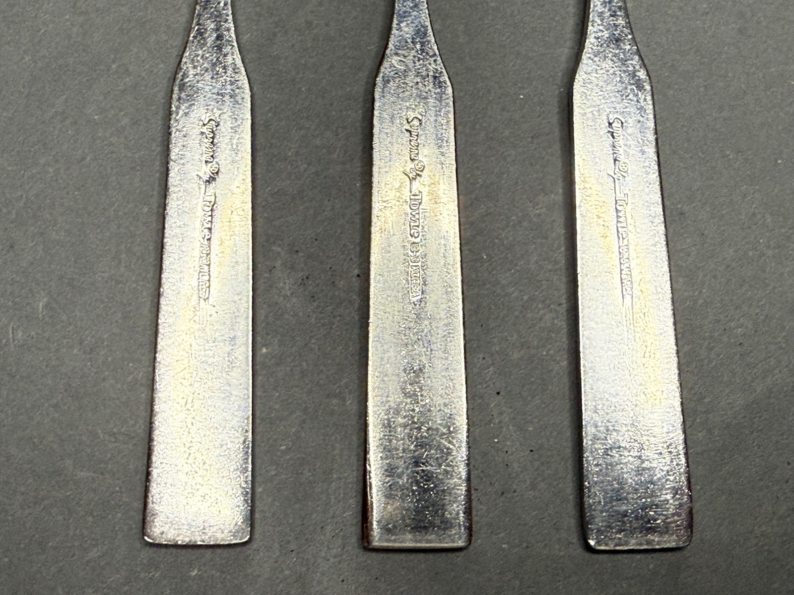 SUPREME by TOWLE SOUTHWEST Salad Forks Korea (Set of 3) Geometric PreOwned VGX