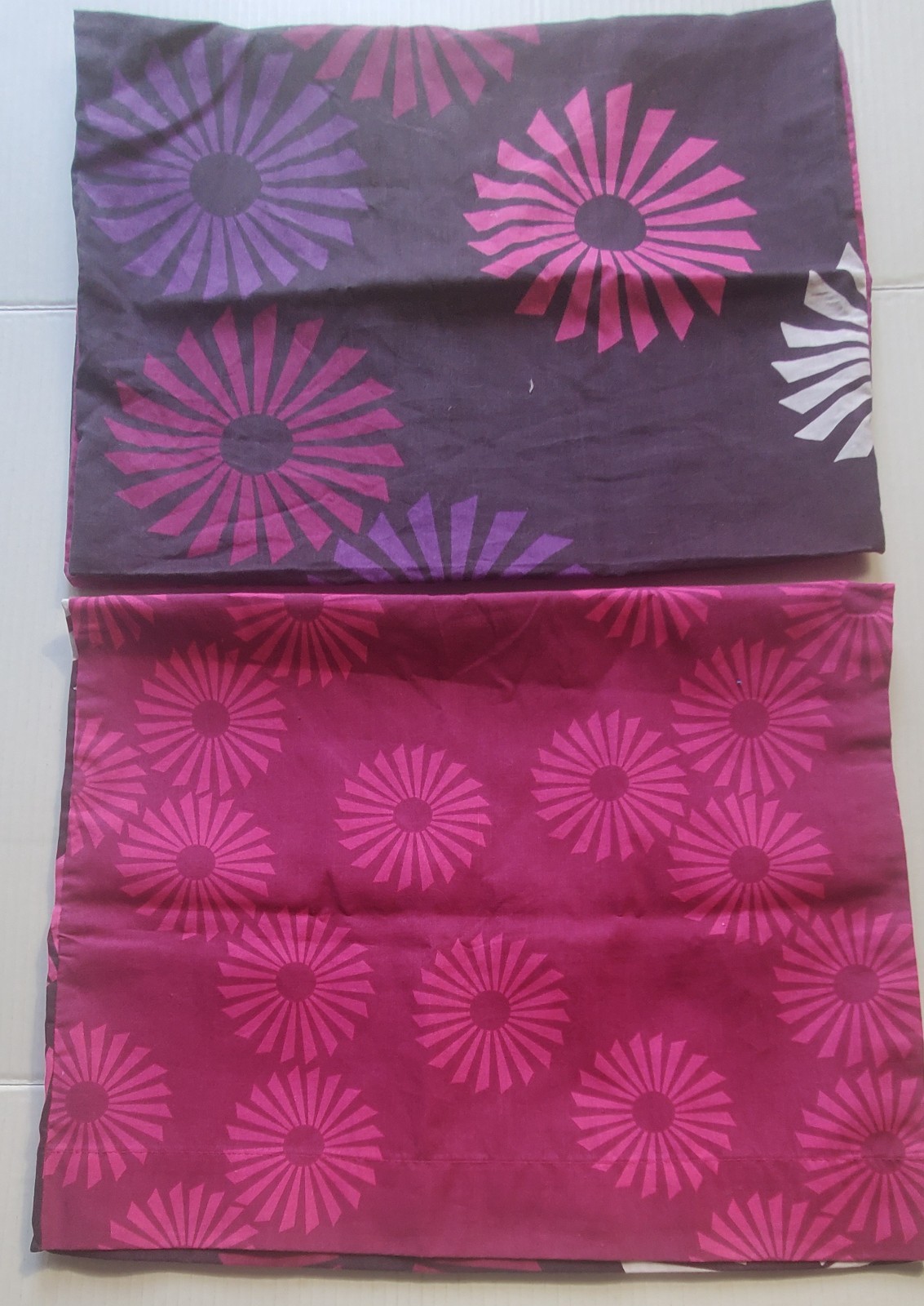 Reversible Pillowcases x 2 -Purple-Fuchsia-Starburst Floral-Pakistan - 19" x 29"