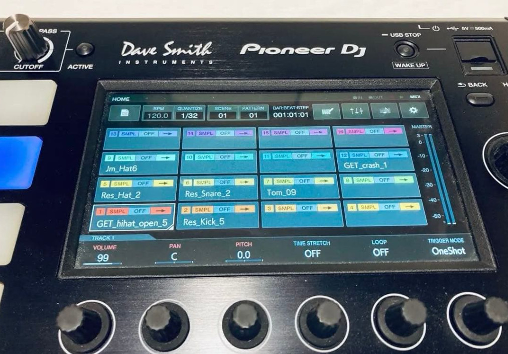 Pioneer TORAIZ SP-16 Pro DJ Sampler MIDI Sequencer Drum Machine SP16 Tested