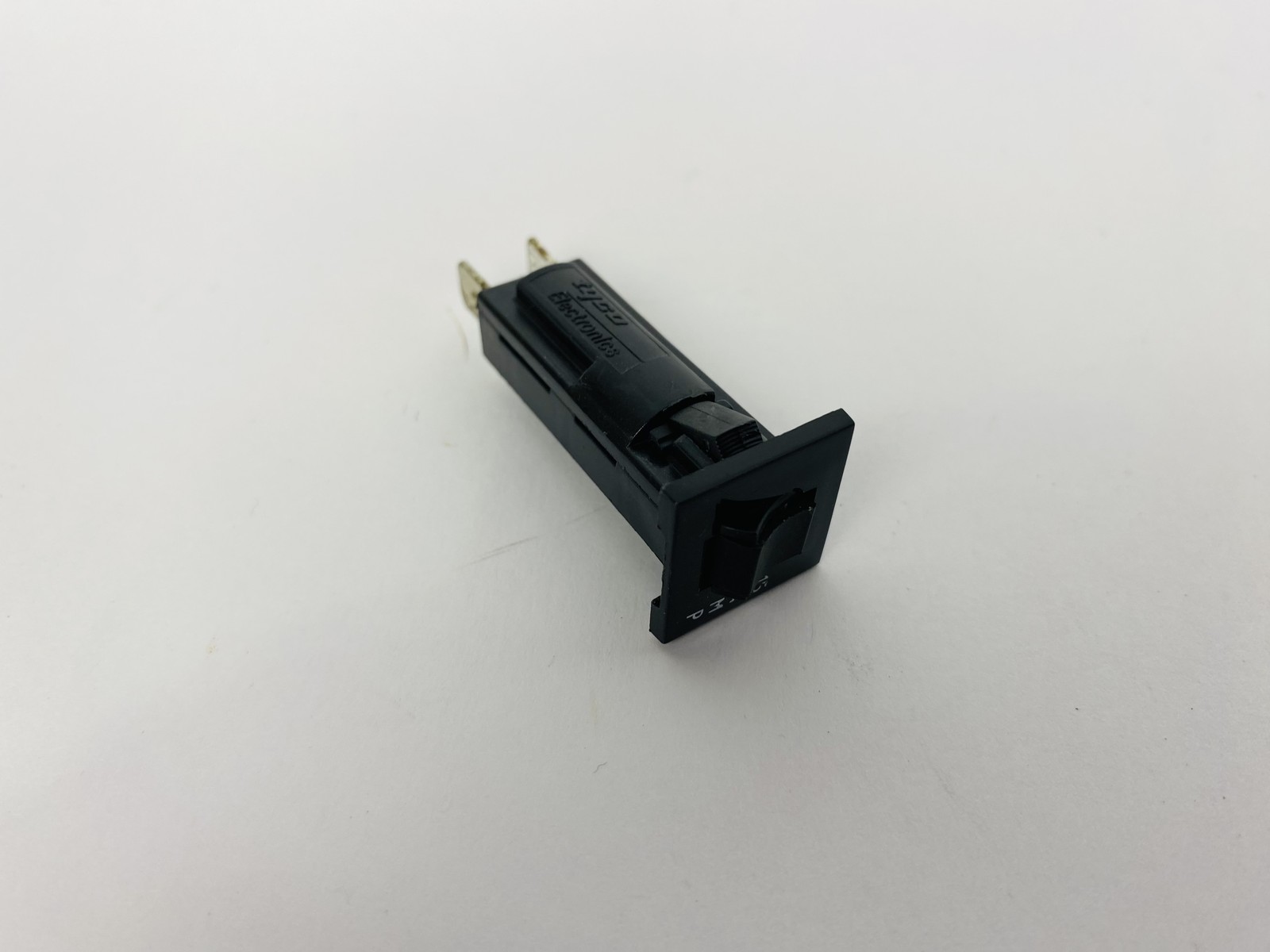 Pro-Form 831.297680 Treadmill Power Entry Circuit Breaker (PP378)