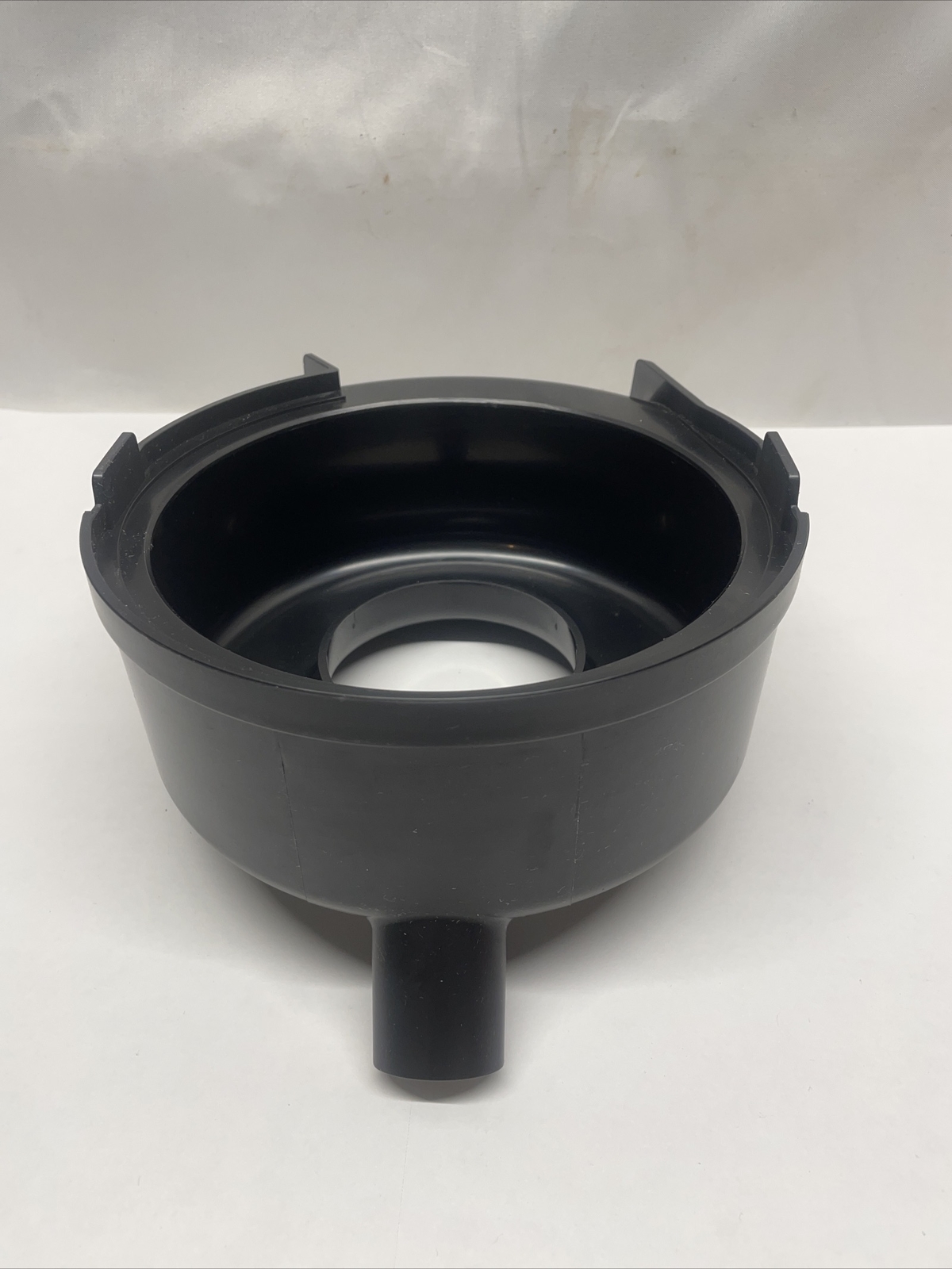 GE Model 169201 Juice Extractor - OEM Replacement Parts ~ Bowl Chute