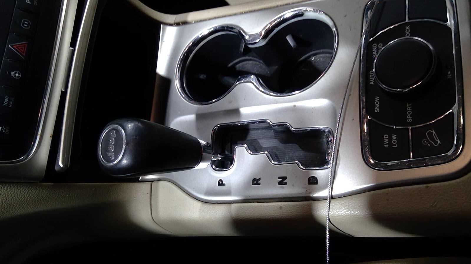 CHERGRAND 2011 Transmission Shift 1014066