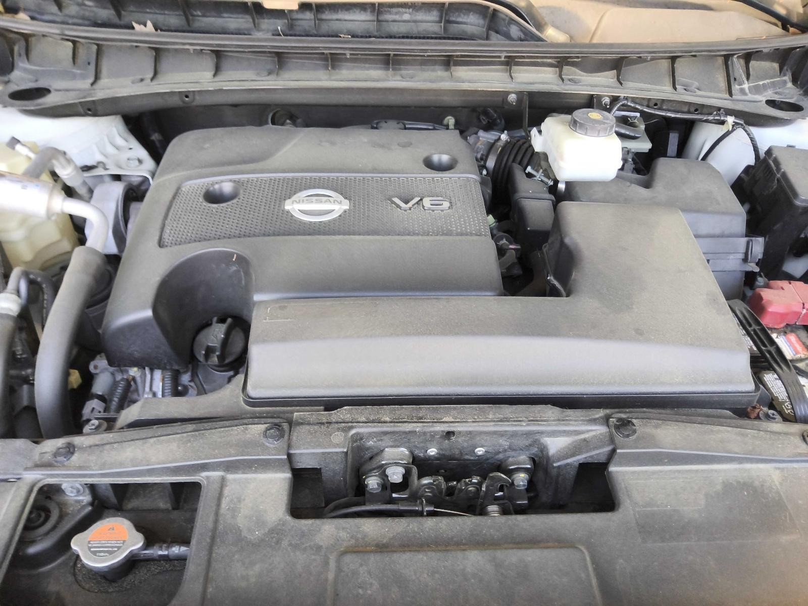 Used Battery Tray fits: 2016 Nissan Murano Grade A