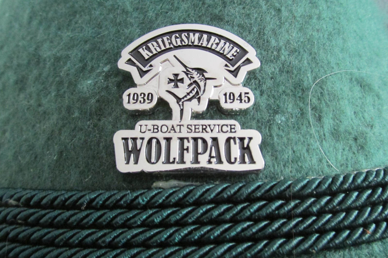 Kriegsmarine U-Boat "Wolfpack" 1935-1945 Military German Hat Pin Badge Broach