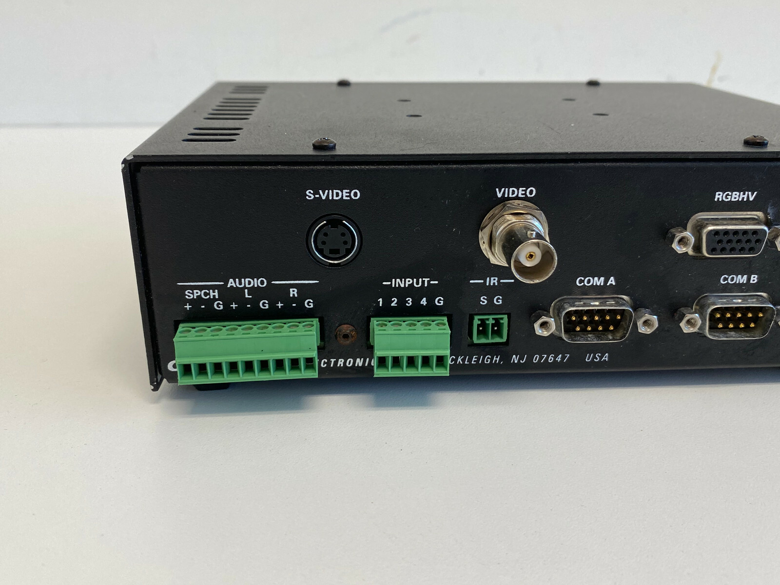 Shelf5: CRESTRON QM-RMCRX-BA Room Media Controller QuickMedia Receiver Processor