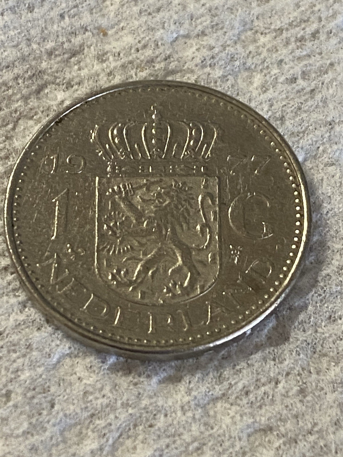 1977 Netherlands 1 Guilder Coin Circulated with Queen Juliana Koningin