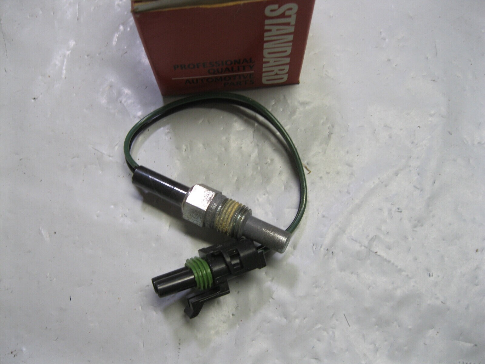 Standard TS-197 Engine Coolant Temperature Sender (nos)