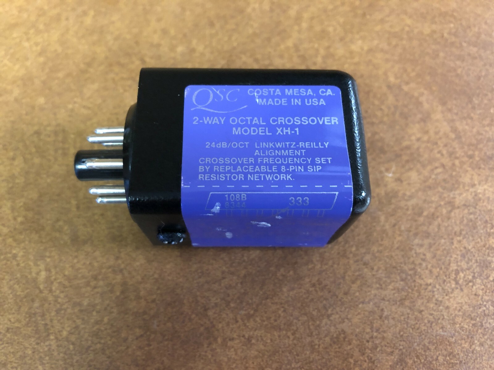 QSC XH-1 2-Way Octal Crossover 8 Pin Resistor