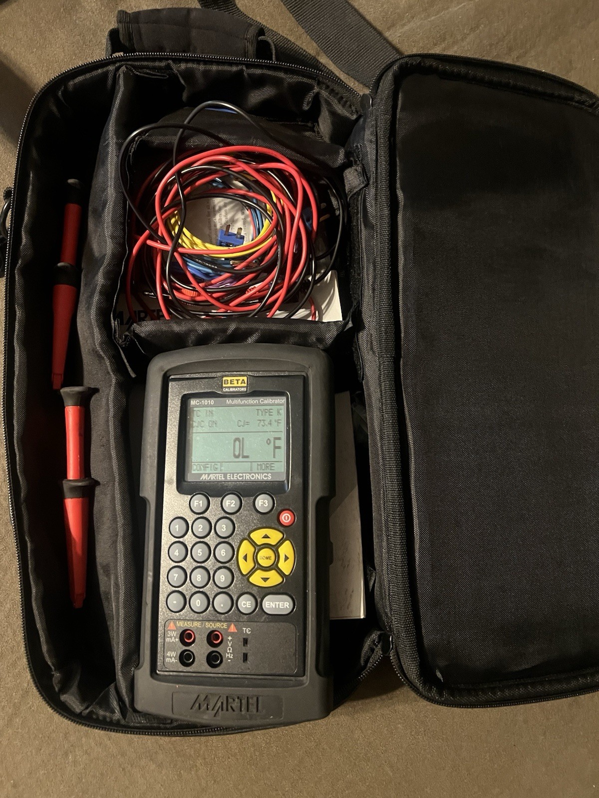 Martel Electronics MC1010 Multifunction Process Calibrator Kit with Accessories