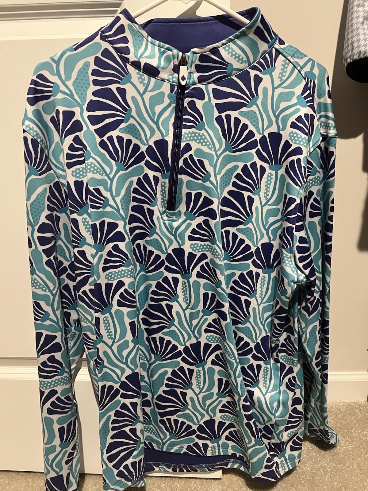 Pins And Aces Q Zip Medium