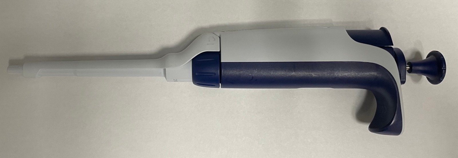 Rainin Pipet-Lite XLS , LTS tip technoloy, 20-200 ul  Calibrated