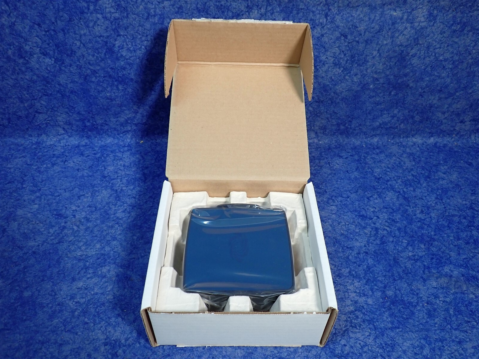 Crestron CEN-AVF-HUB AV Framework Hub 6507799 (G109)