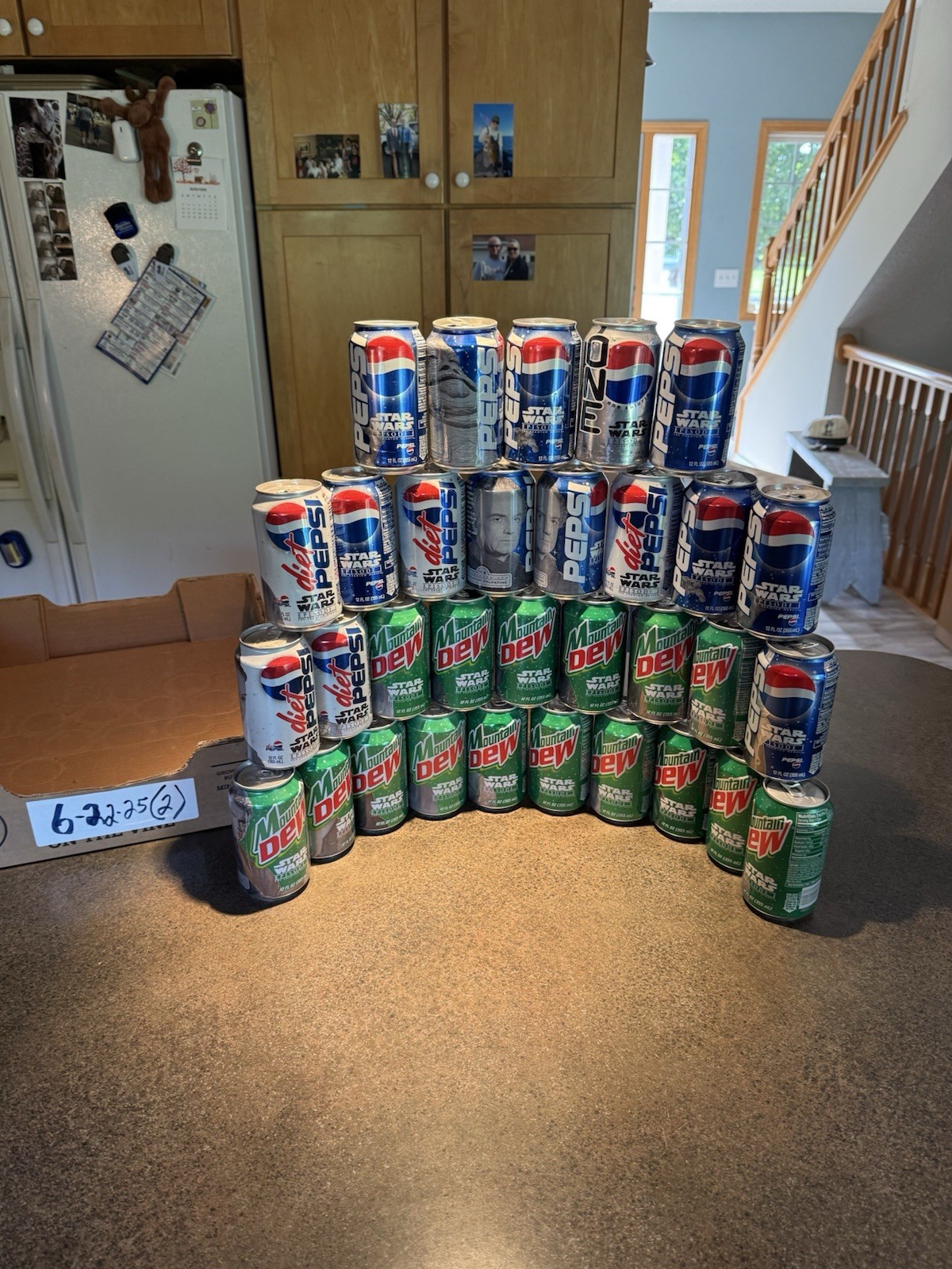OLD SODA 🥤 CAN LOT OF See Pictures DENTS,HOLES, RUST ECT….. Lot #62225(2)