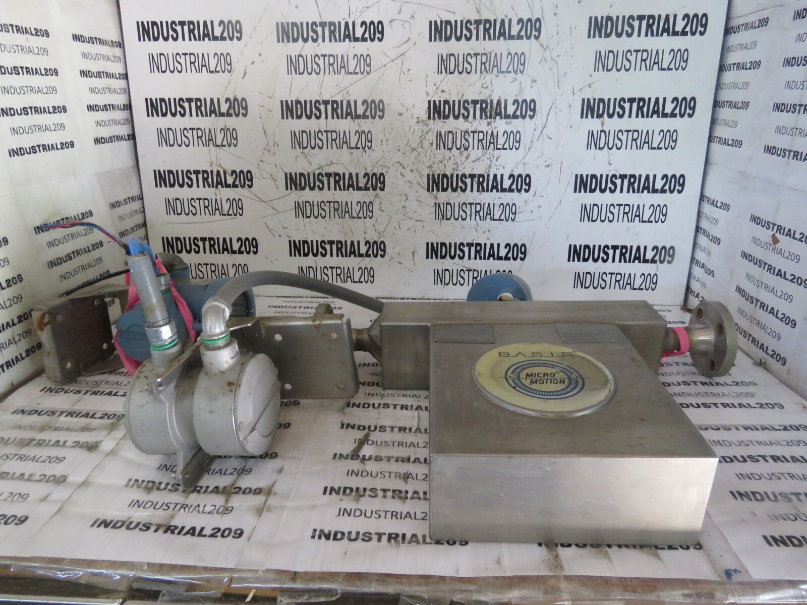 MICRO MOTION 1''  F100SI128SU w/ TRANSMITTER USED