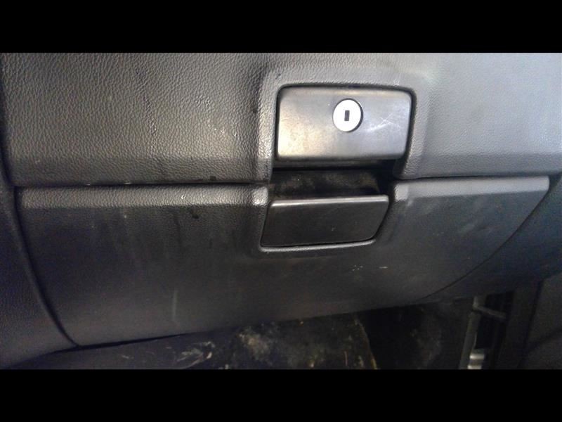 SILVRDO15 2018 Glove Box 380634