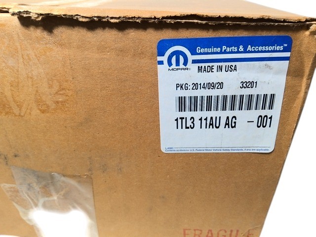 CHRYSLER OUTSIDE REARVIEW MIRROR 1TL311AUAG NEW OEM 1TL311AUAG