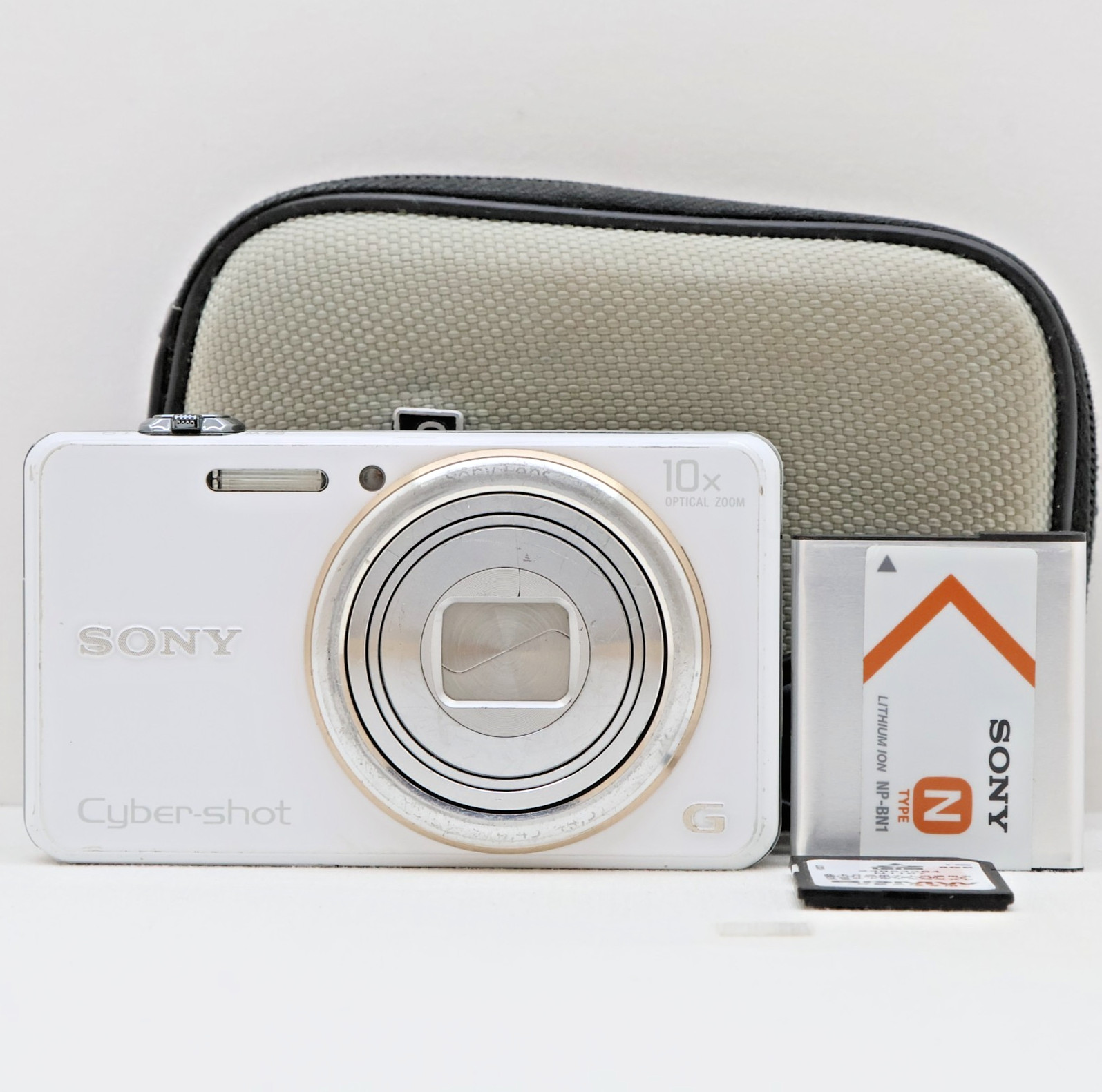 Sony Cybershot DSC-WX100 18.2MP Compact Digital Camera White Tested Full Kit