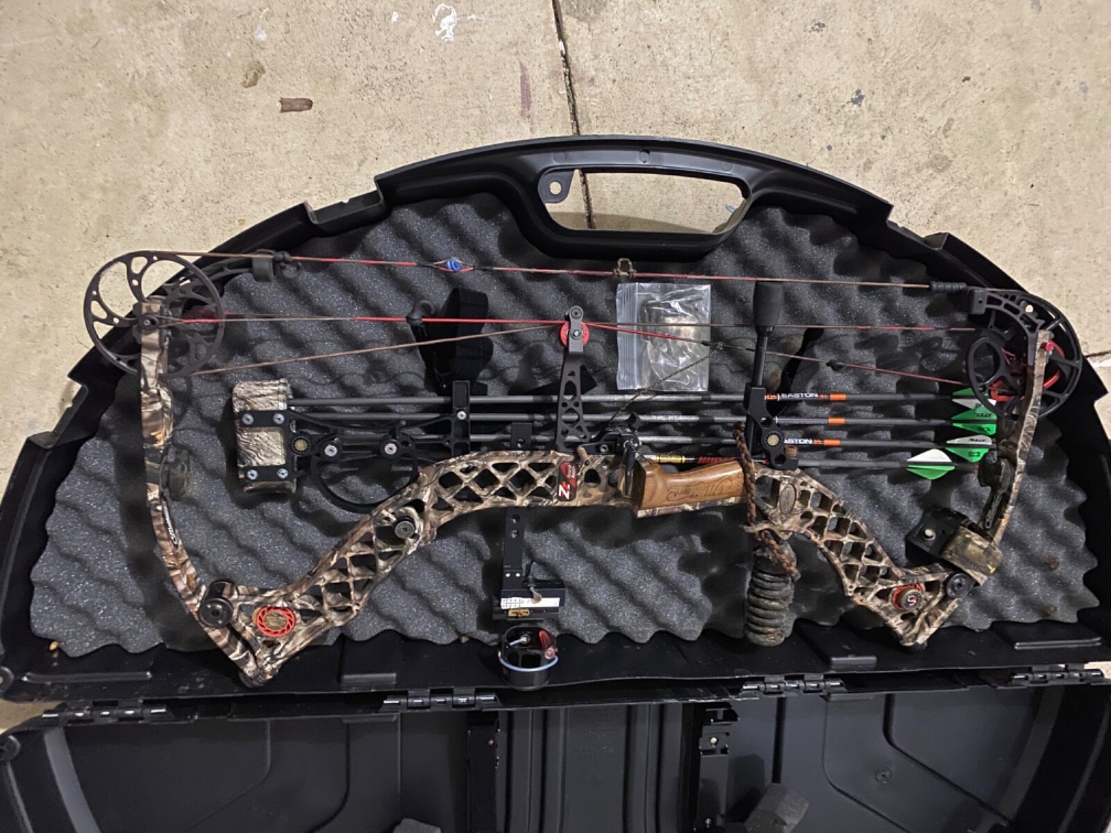 bow and arrow set