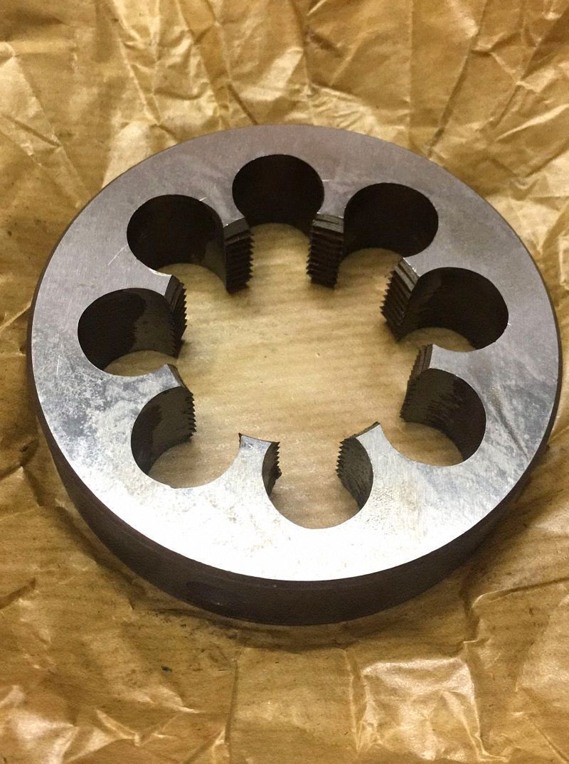 Die 52mm x 4 Metric Right hand Die M52 x 4.0mm Pitch [SN/3]