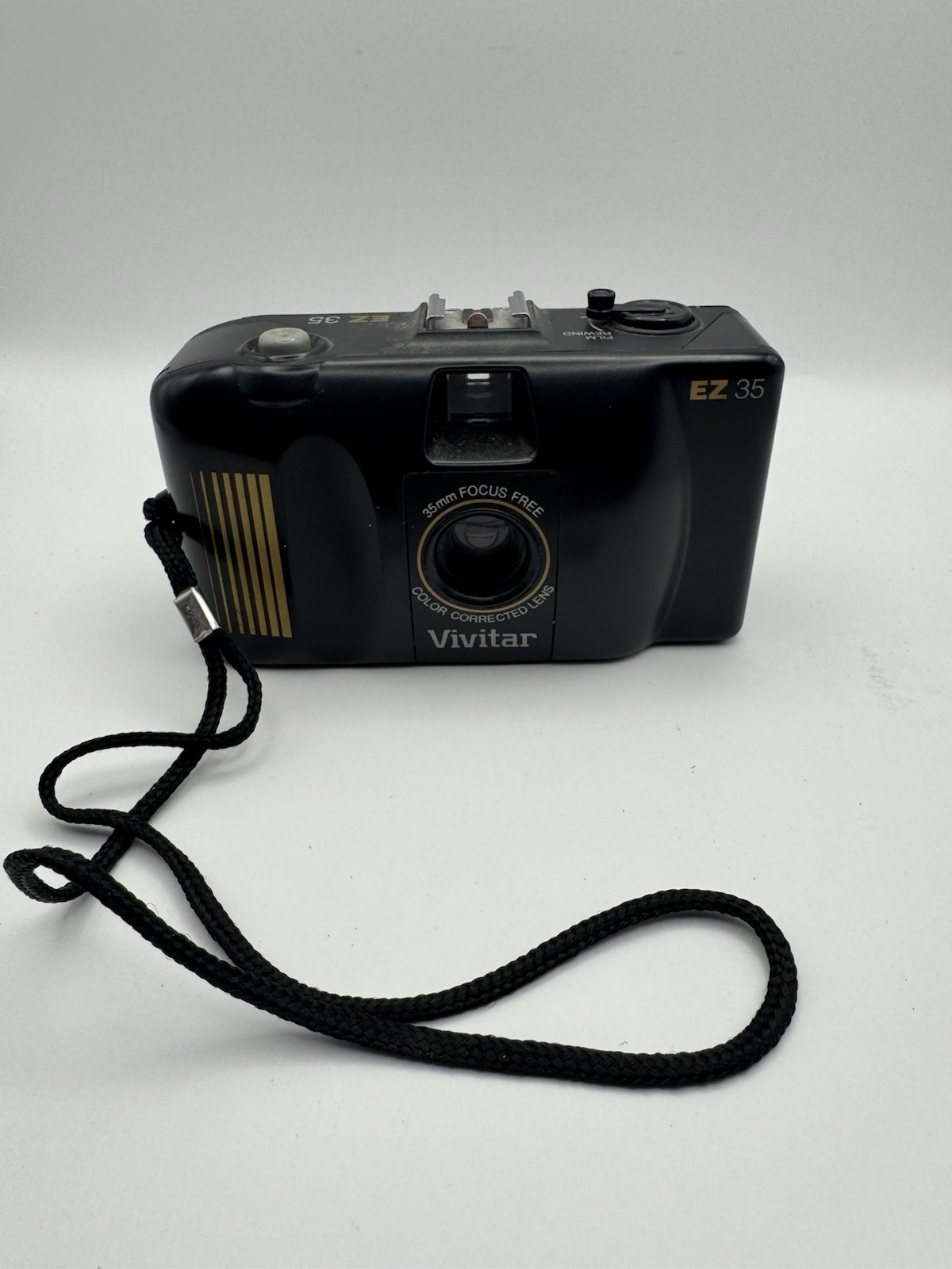 Vivitar EZ35 Point & Shoot Focus Free 35mm Film Camera SIMPLE VINTAGE