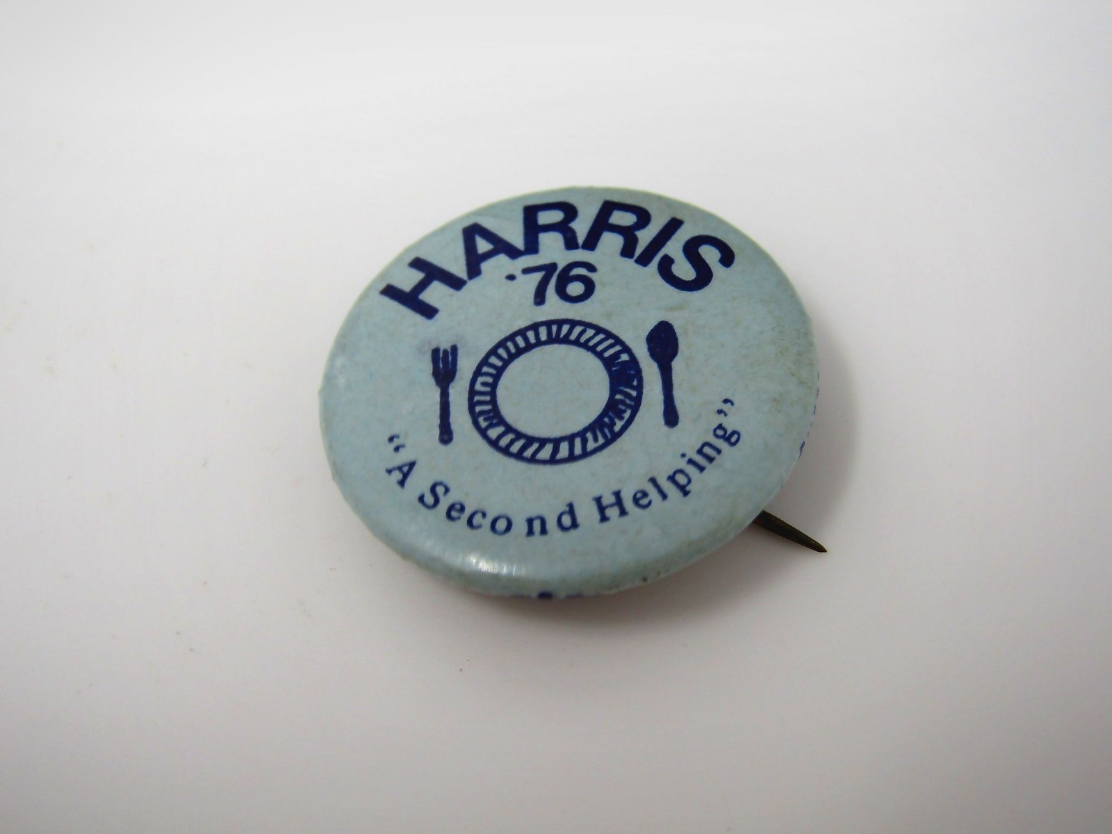 Vintage 1976 Fred Harris Presidential Campaign Pinback Button "A Second Helping"