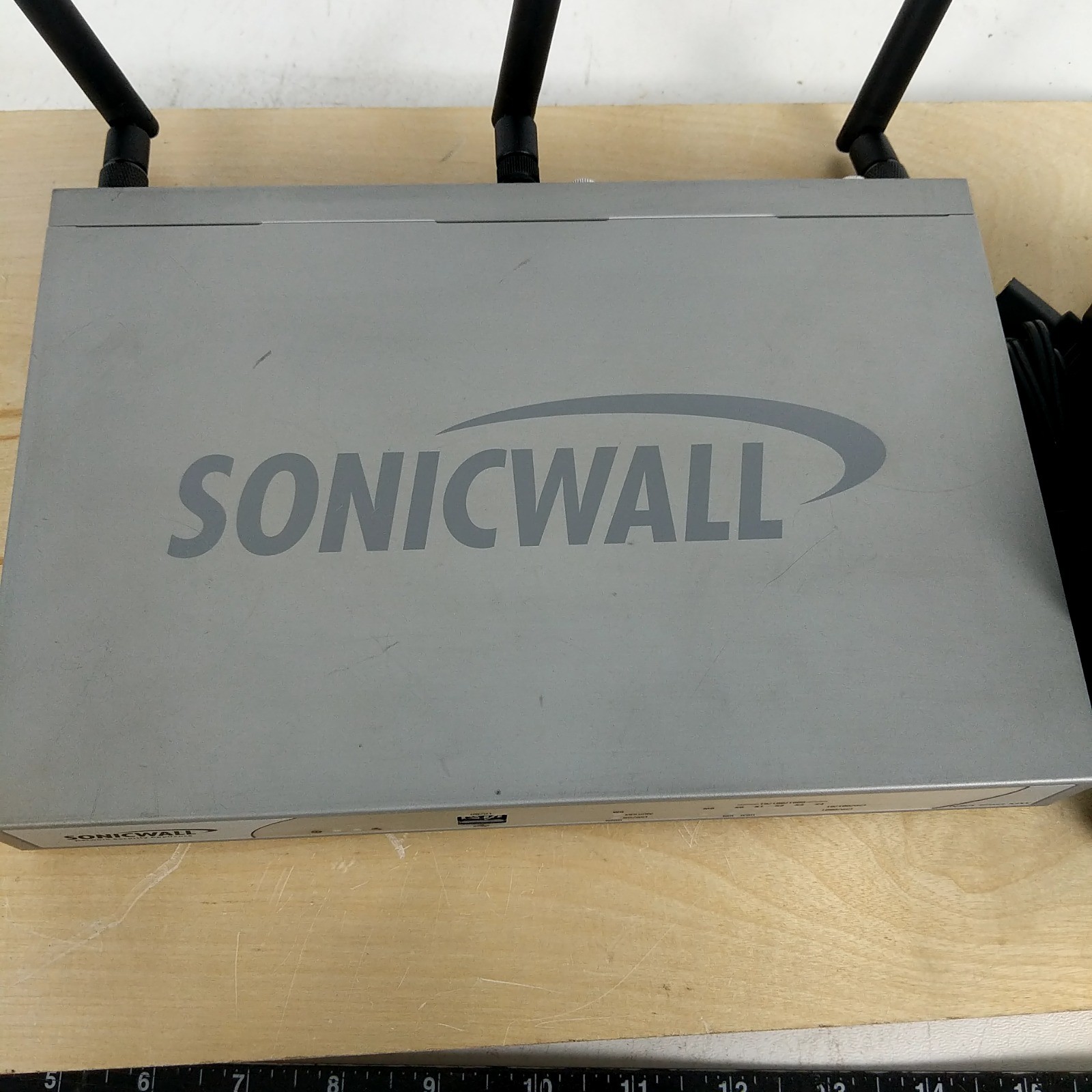 SonicWall NSA 250M Wireless-N Network Security Appliance Firewall + AC Adapter