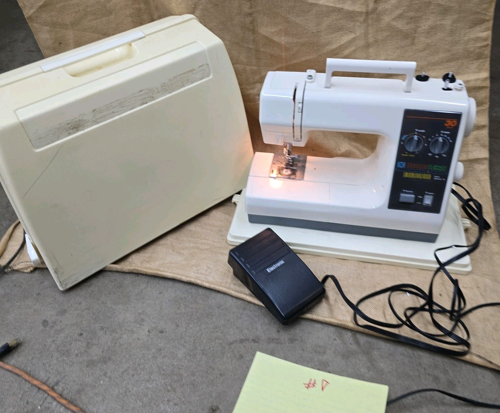 Kenmore 385  Sewing Machine 30 Stitch Pedal Case