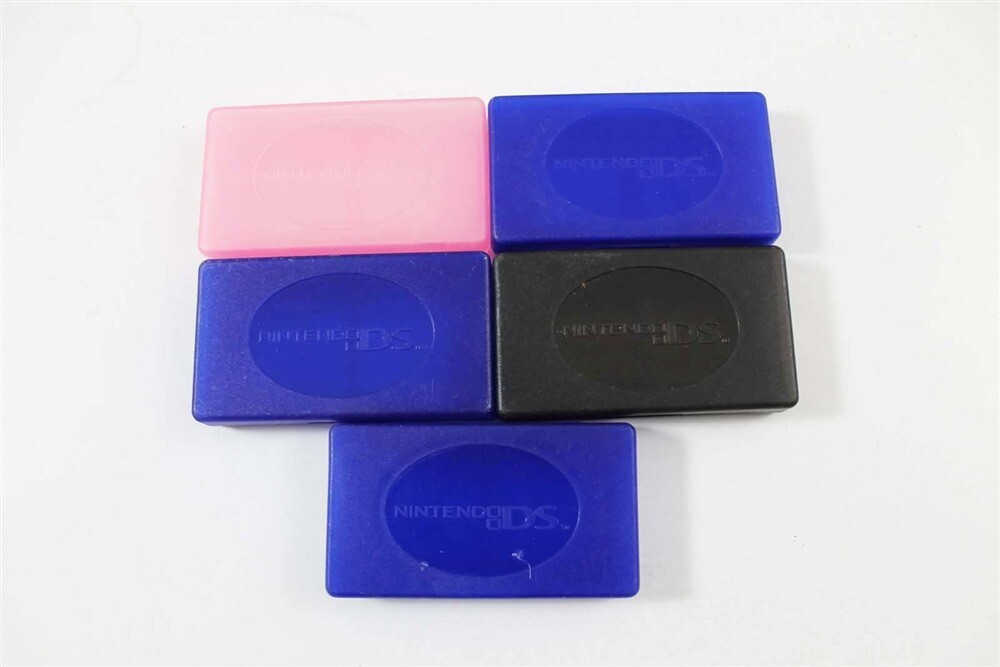 Nintendo DS Lot Of 5 Plastic Game Cases
