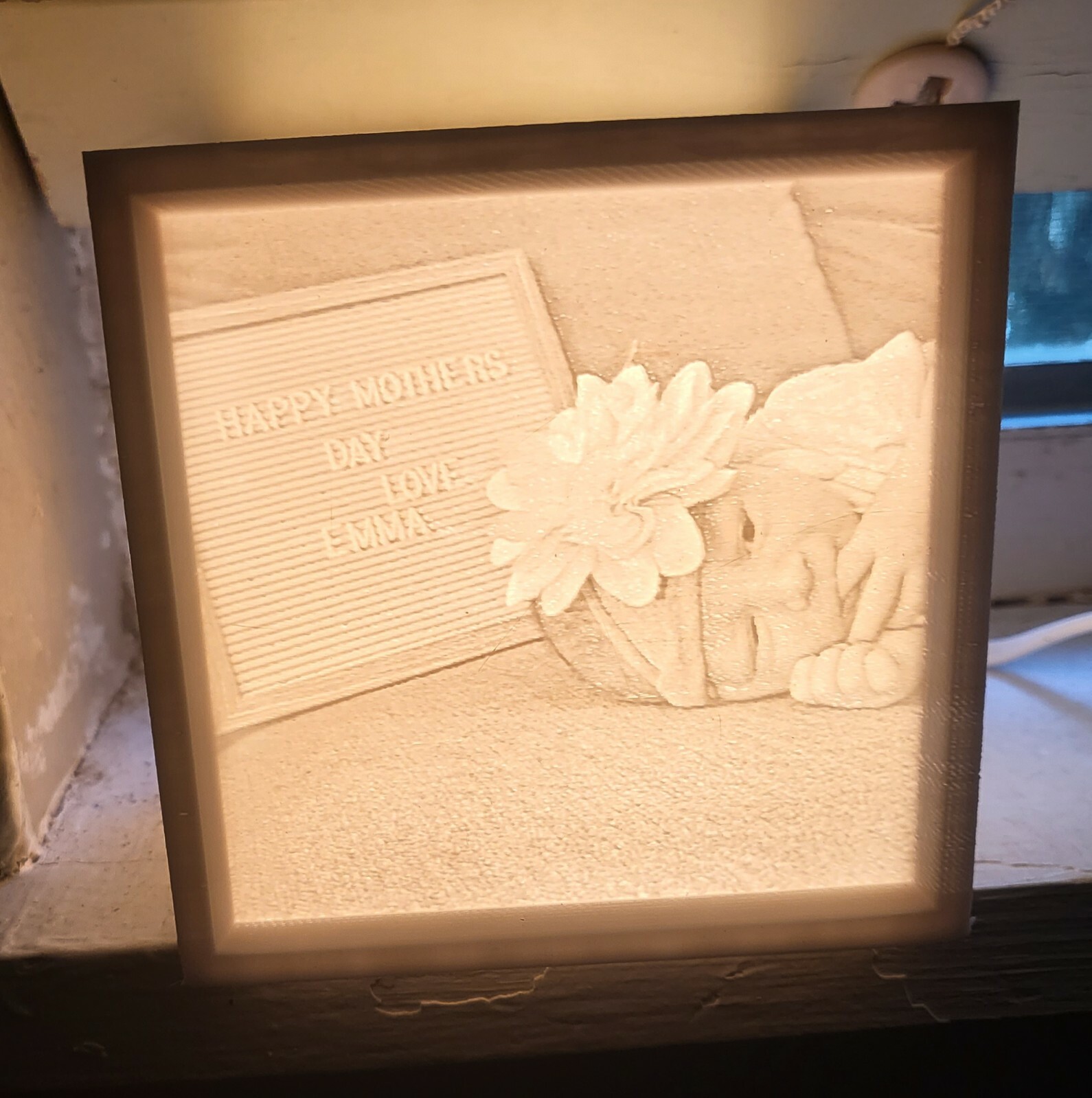 3D Printed Custom 4 Inch Lithophane Box With Light/Socket