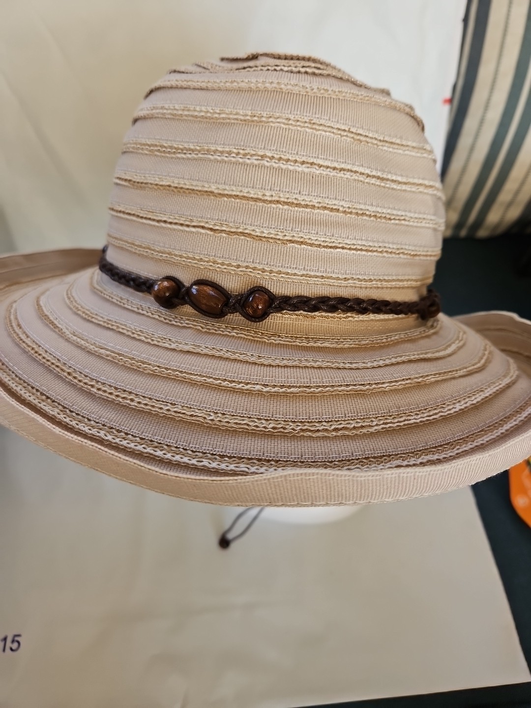 sunday afternoon womens Vineyard Hat Size Medium Tan New